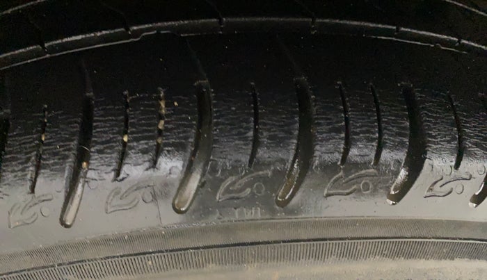 2017 Maruti Baleno ALPHA DIESEL 1.3, Diesel, Manual, 61,018 km, Left Rear Tyre Tread