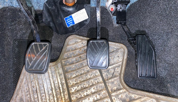 2017 Maruti Baleno ALPHA DIESEL 1.3, Diesel, Manual, 61,018 km, Pedals