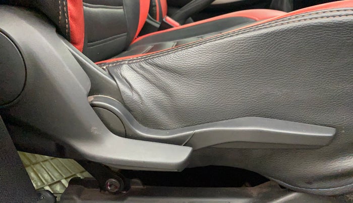 2017 Maruti Baleno ALPHA DIESEL 1.3, Diesel, Manual, 61,018 km, Driver Side Adjustment Panel