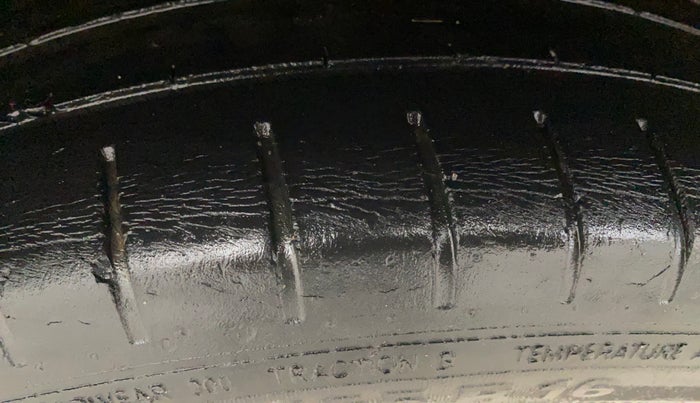 2017 Maruti Baleno ALPHA DIESEL 1.3, Diesel, Manual, 61,018 km, Right Rear Tyre Tread