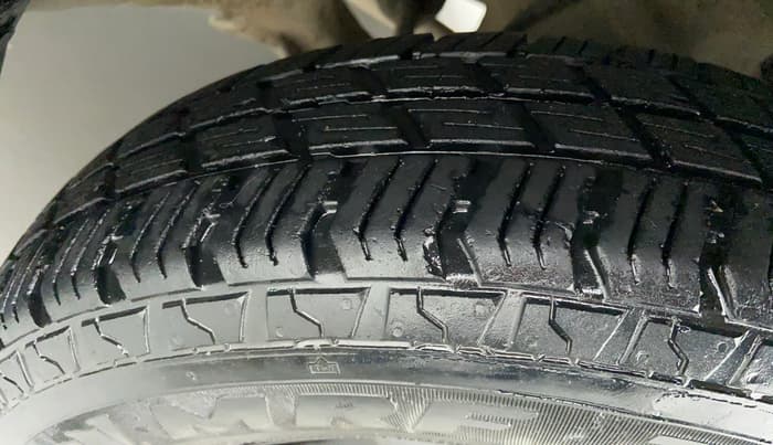 2017 Maruti Alto 800 VXI, Petrol, Manual, 13,479 km, Right Front Tyre Tread