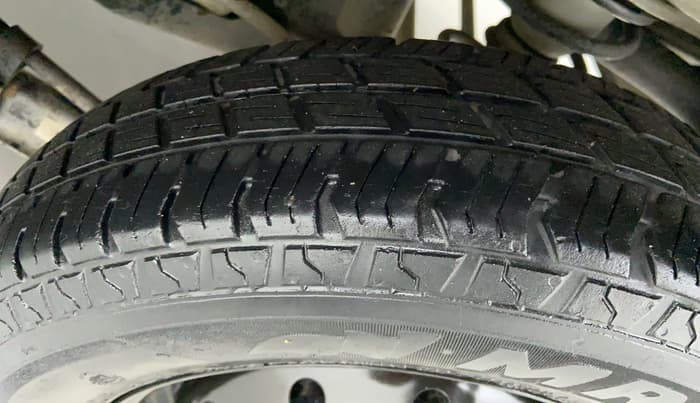 2017 Maruti Alto 800 VXI, Petrol, Manual, 13,479 km, Left Rear Tyre Tread
