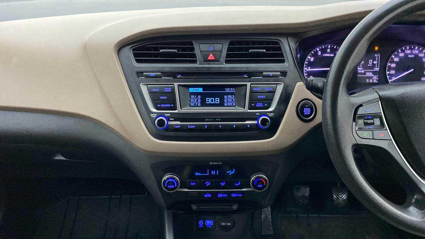 2015 Hyundai Elite i20 SPORTZ (O) 1.2, Petrol, Manual, 51,512 km, Air Conditioner