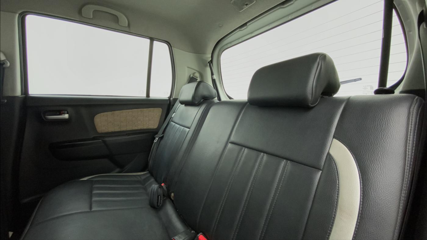 2017 Maruti Wagon R 1.0 VXI, Petrol, Manual, 41,326 km, Right Side Rear Door Cabin
