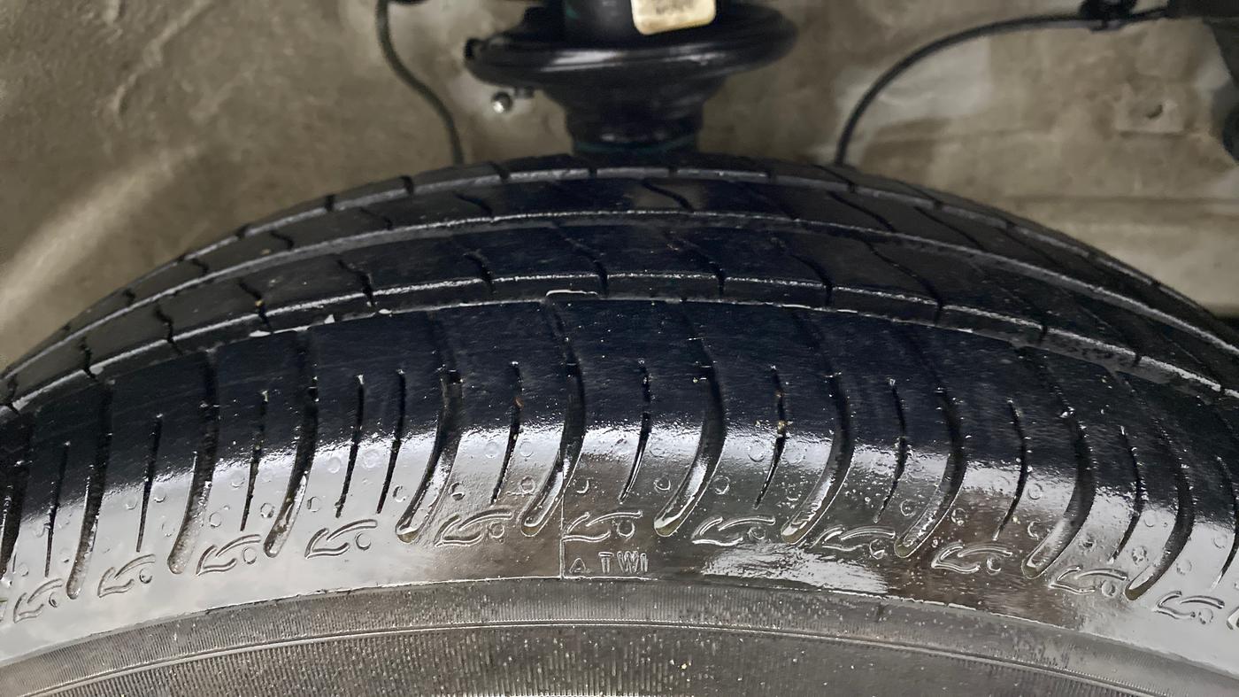 2022 Maruti S PRESSO VXI (O) CNG, CNG, Manual, 14,318 km, Right Front Tyre Tread