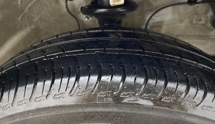 2022 Maruti S PRESSO VXI (O) CNG, CNG, Manual, 14,318 km, Right Front Tyre Tread