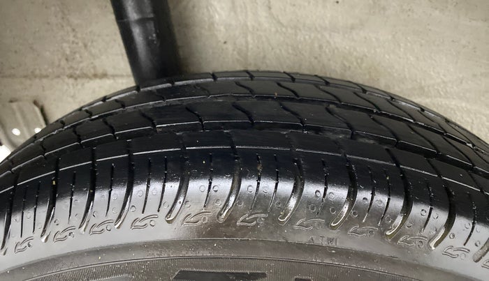 2022 Maruti S PRESSO VXI (O) CNG, CNG, Manual, 14,318 km, Right Rear Tyre Tread