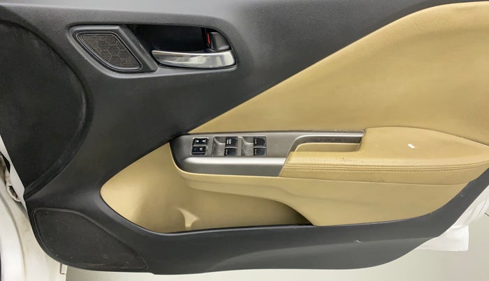 2016 Honda City 1.5L I-VTEC VX, Petrol, Manual, 52,781 km, Driver Side Door Panels Control