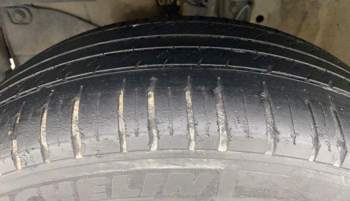 2013 Honda City S MT PETROL, Petrol, Manual, 30,372 km, Left Front Tyre Tread