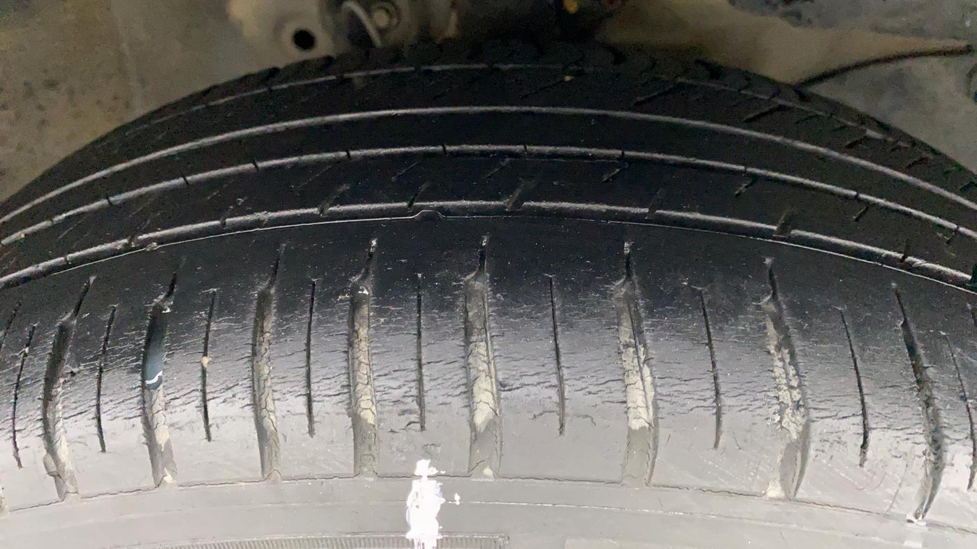 2013 Honda City S MT PETROL, Petrol, Manual, 30,372 km, Right Front Tyre Tread