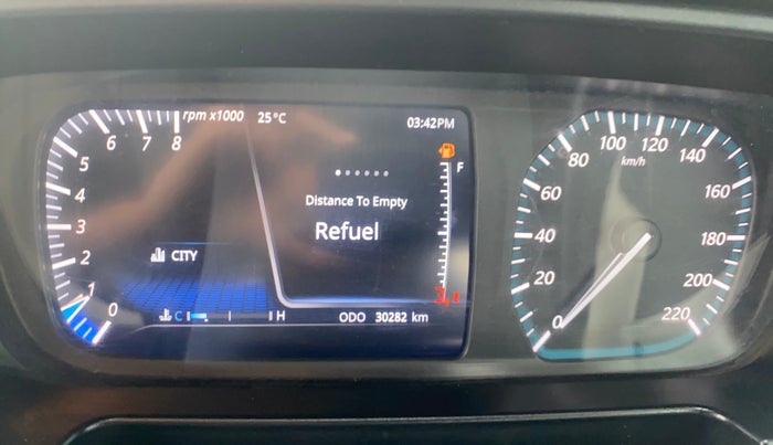 2021 Tata PUNCH CREATIVE  1.2 RTN DUAL TONE, Petrol, Manual, 30,276 km, Odometer Image