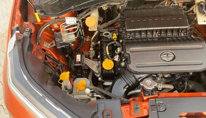 2021 Tata PUNCH CREATIVE  1.2 RTN DUAL TONE, Petrol, Manual, 30,276 km, Engine View - Right