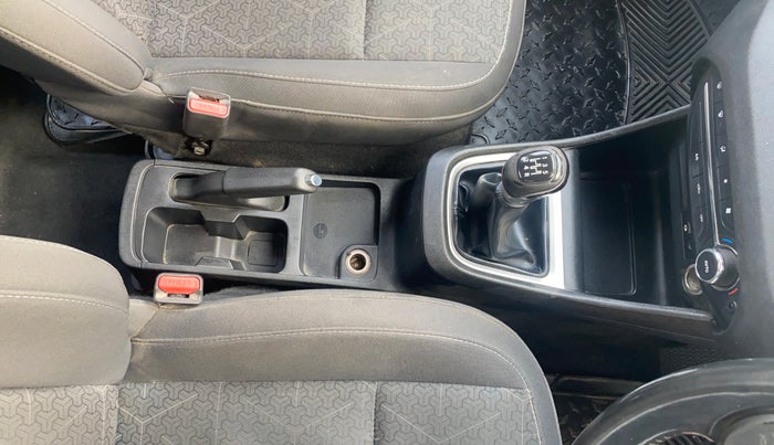 2021 Tata PUNCH CREATIVE  1.2 RTN DUAL TONE, Petrol, Manual, 30,276 km, Gear Lever