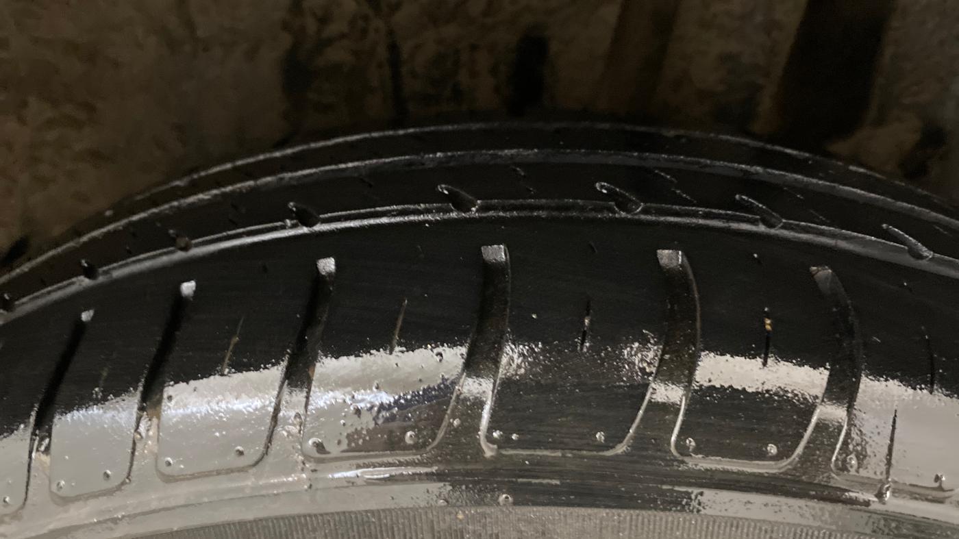 2018 Maruti Swift VXI, Petrol, Manual, 36,416 km, Left Rear Tyre Tread