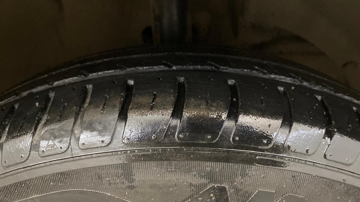 2018 Maruti Swift VXI, Petrol, Manual, 36,416 km, Right Front Tyre Tread