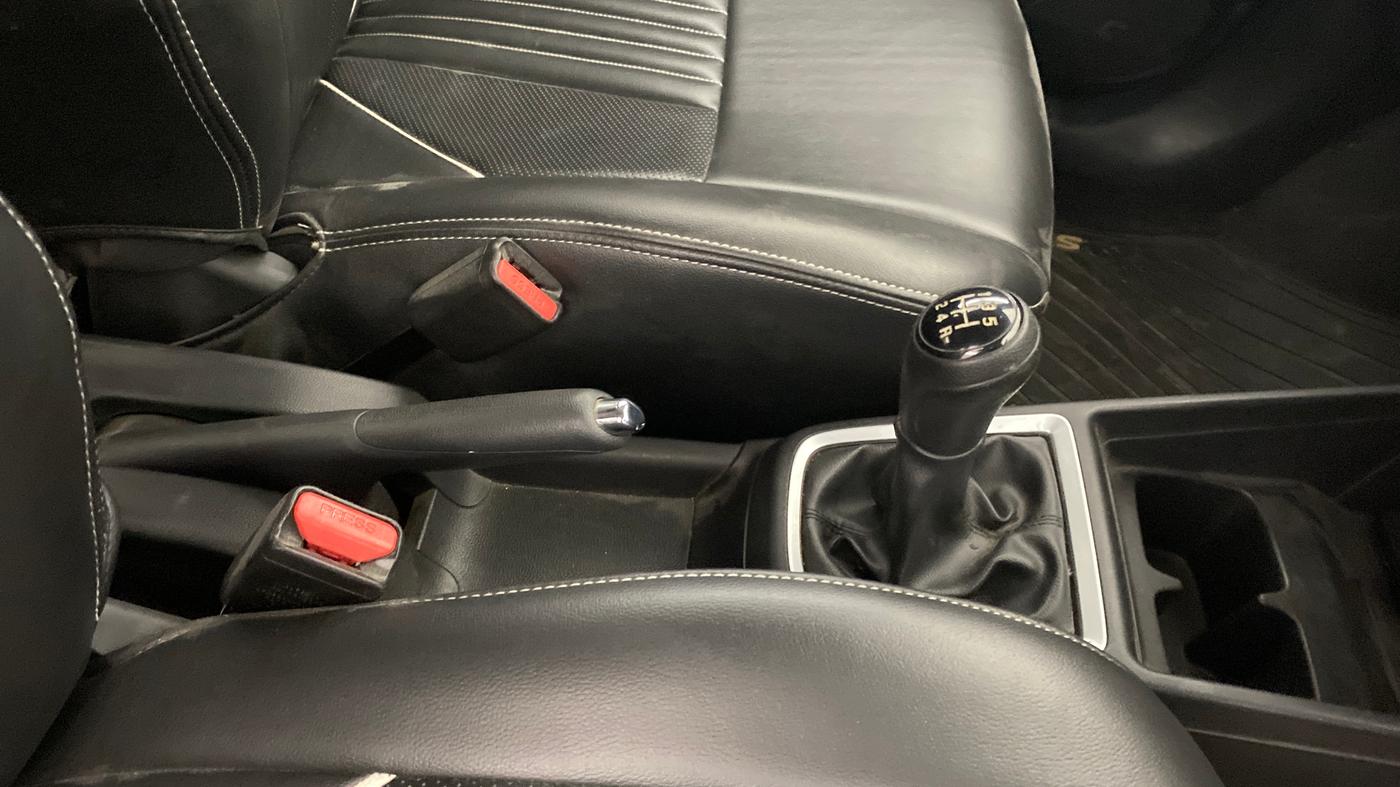 2018 Maruti Swift VXI, Petrol, Manual, 36,416 km, Gear Lever