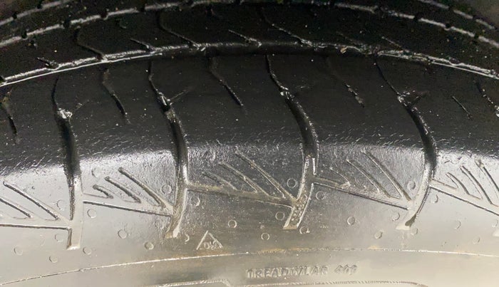 2022 Hyundai ALCAZAR PLATINUM 2.0 MT 7STR, Petrol, Manual, 30,173 km, Right Rear Tyre Tread