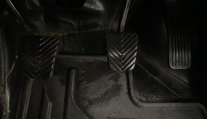 2022 Hyundai ALCAZAR PLATINUM 2.0 MT 7STR, Petrol, Manual, 30,173 km, Pedals