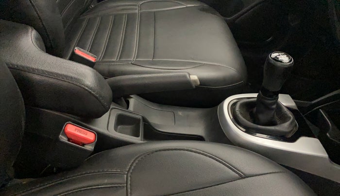 2017 Honda WR-V 1.2L I-VTEC VX MT, Petrol, Manual, 70,657 km, Gear Lever
