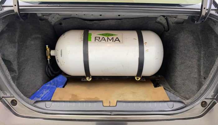 2018 Honda Amaze 1.2L I-VTEC S, CNG, Manual, 56,626 km, Boot Inside