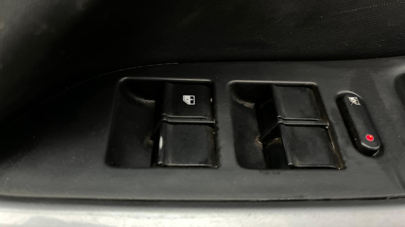 2021 Tata NEXON XM PETROL, Petrol, Manual, 50,666 km, Driver Side Door Panels Control