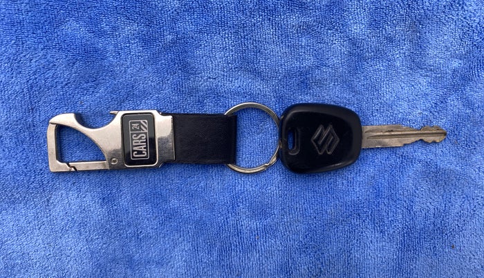 2014 Maruti Alto K10 VXI P, Petrol, Manual, 35,313 km, Key Close Up
