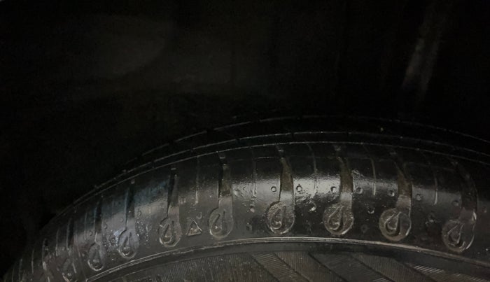 2022 Renault Kwid CLIMBER MT 1.0, Petrol, Manual, 13,136 km, Left Rear Tyre Tread