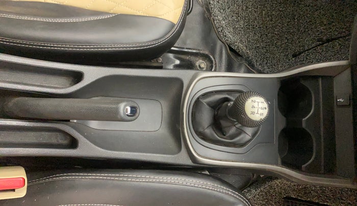 2018 Honda City 1.5L I-VTEC V MT, Petrol, Manual, 94,464 km, Gear Lever