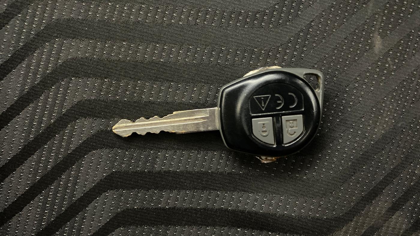 2019 Maruti Swift VXI, Petrol, Manual, 66,398 km, Key Close Up