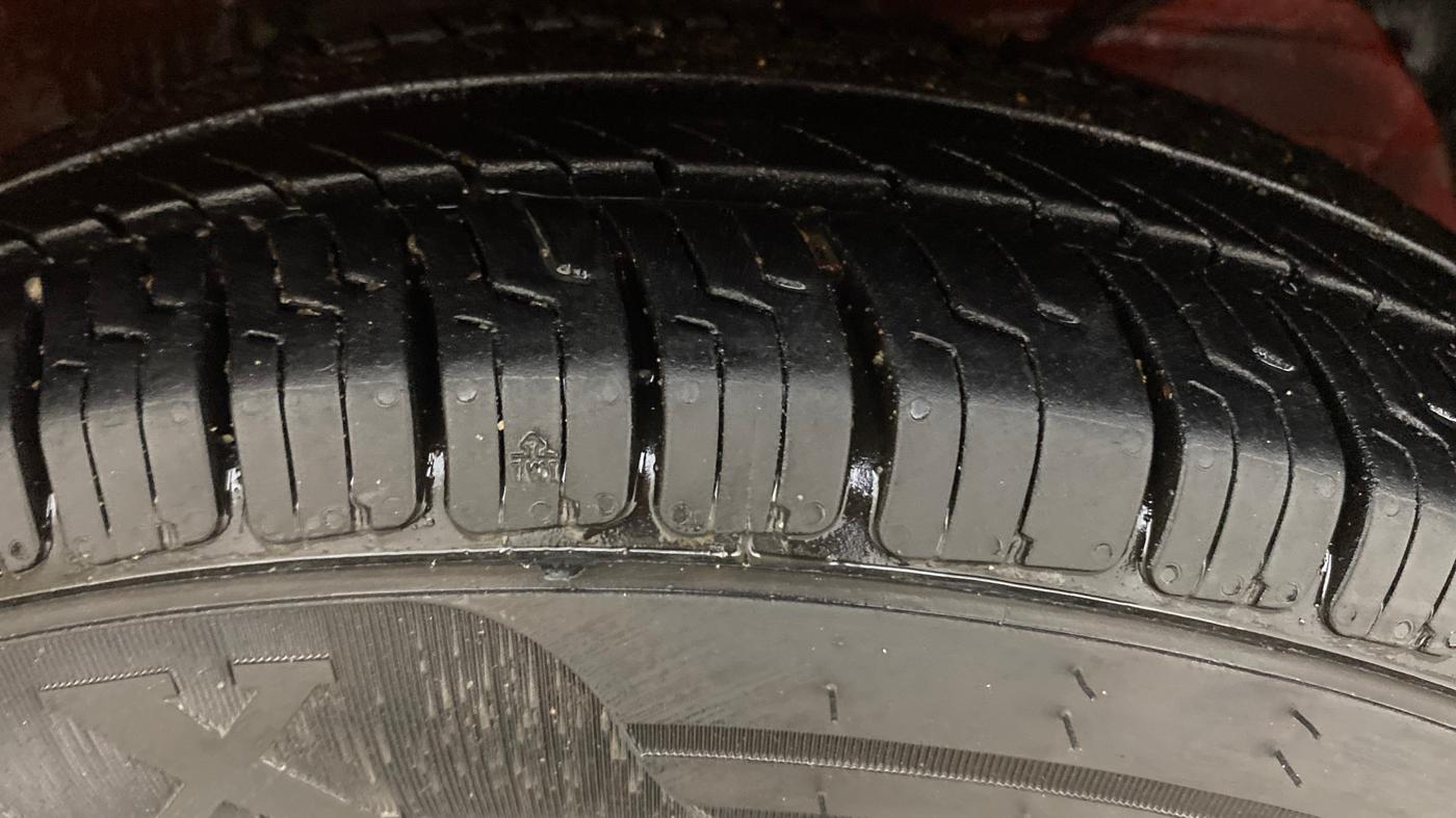 2019 Maruti Swift VXI, Petrol, Manual, 66,398 km, Right Front Tyre Tread