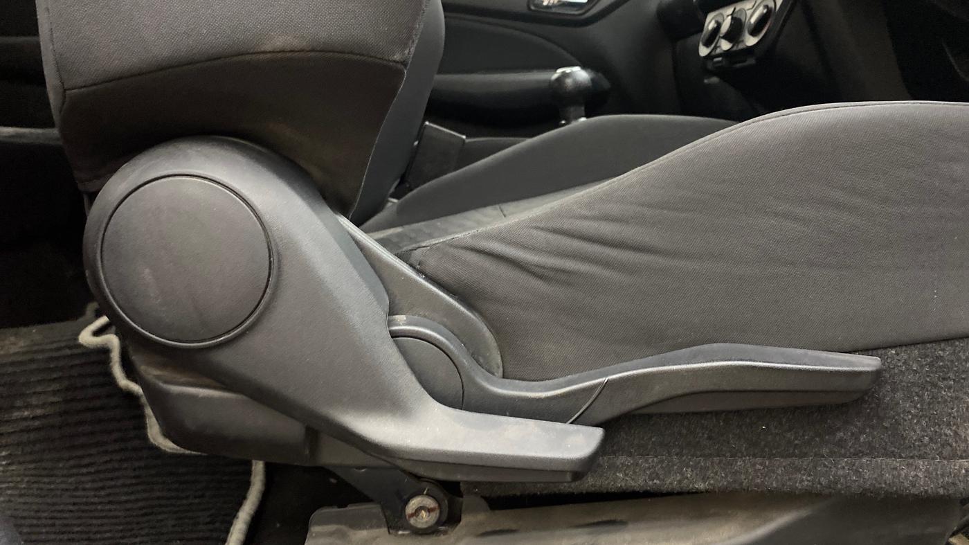 2019 Maruti Swift VXI, Petrol, Manual, 66,398 km, Driver Side Adjustment Panel