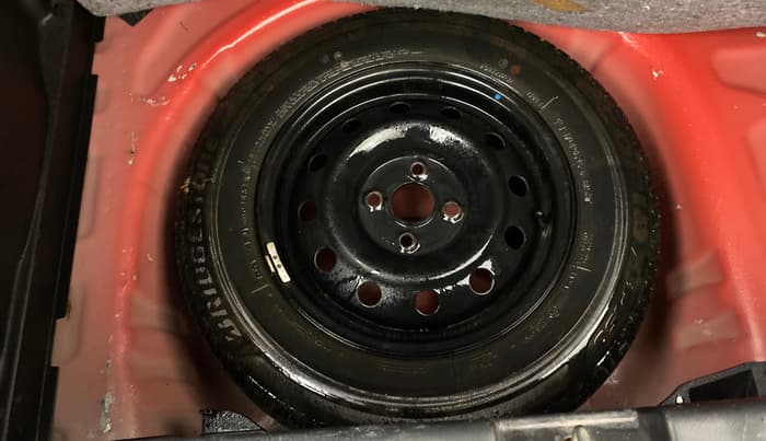 2019 Maruti Swift VXI, Petrol, Manual, 66,398 km, Spare Tyre