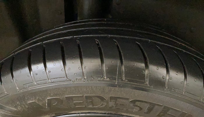 2020 MG HECTOR PLUS SHARP 1.5 PETROL TURBO DCT 6-STR, Petrol, Automatic, 55,286 km, Right Rear Tyre Tread