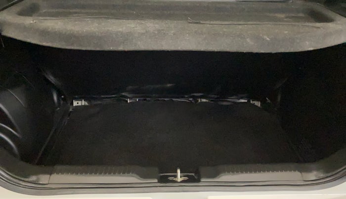 2018 Maruti Swift VXI, Petrol, Manual, 42,649 km, Boot Inside