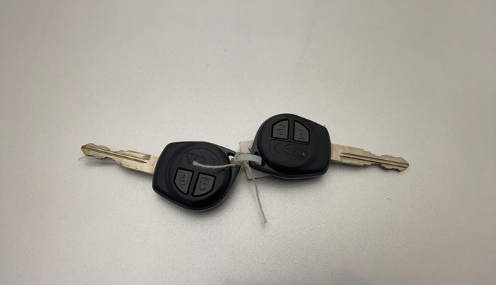 2018 Maruti Swift VXI, Petrol, Manual, 42,649 km, Key Close Up