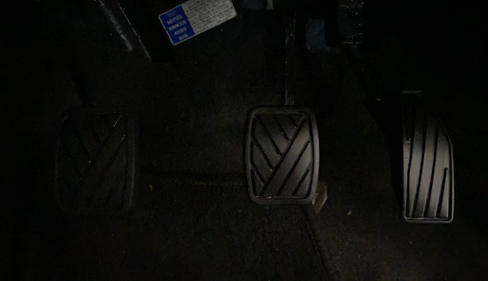 2018 Maruti Swift VXI, Petrol, Manual, 42,649 km, Pedals