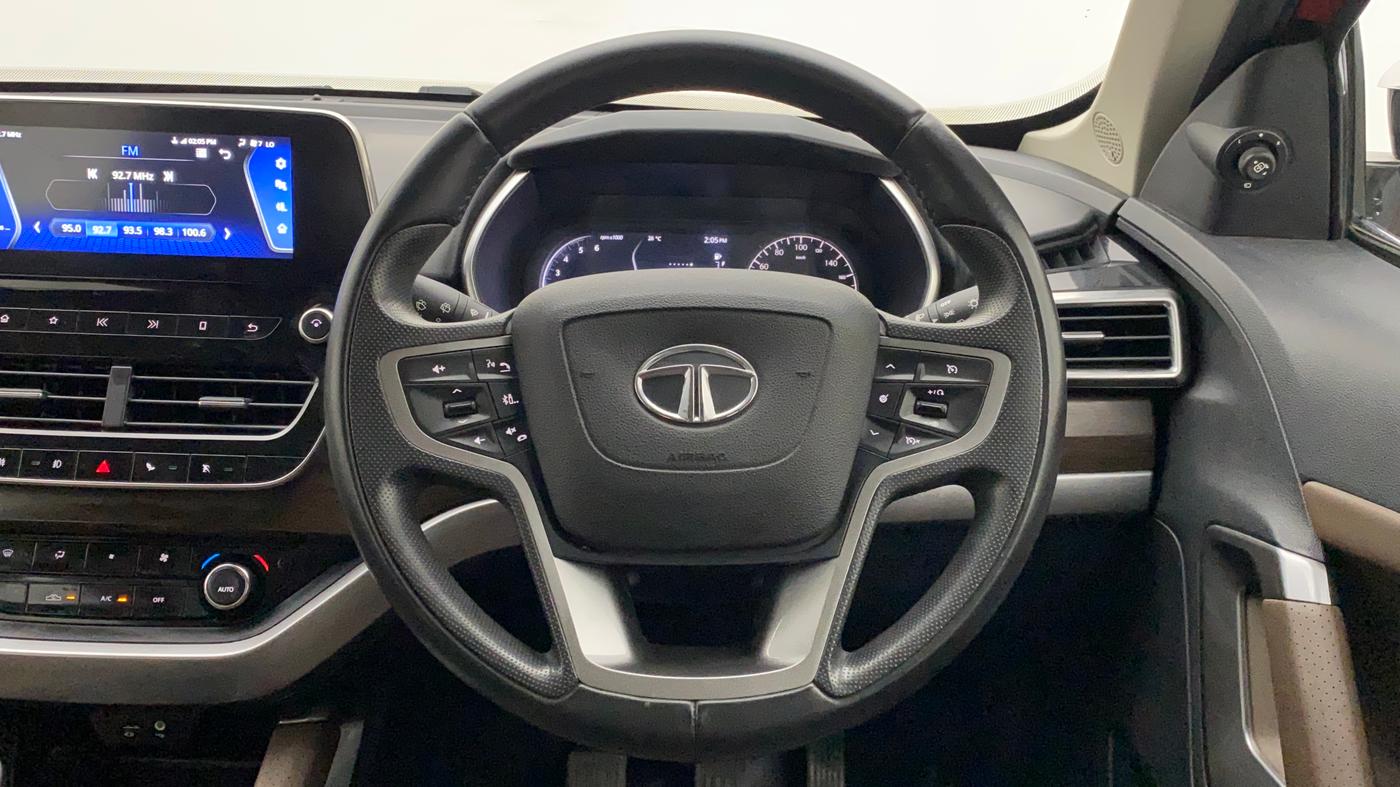 2020 Tata Harrier XZ PLUS 2.0L DUAL TONE, Diesel, Manual, 56,552 km, Steering Wheel Close Up