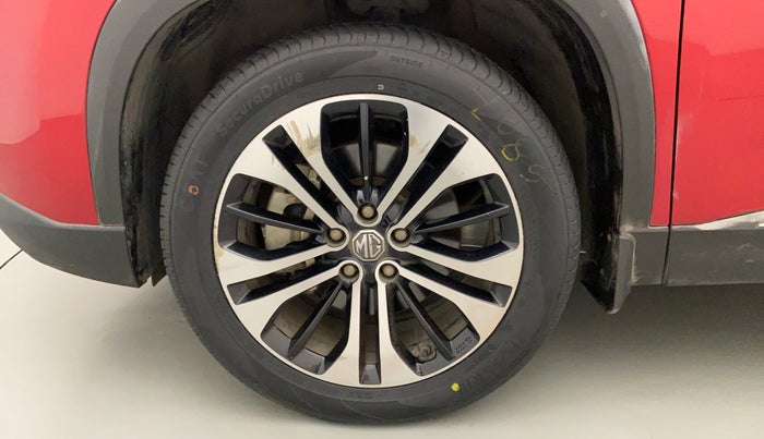 2021 MG HECTOR SHARP HYBRID 1.5 PETROL, Petrol, Manual, 30,233 km, Left Front Wheel
