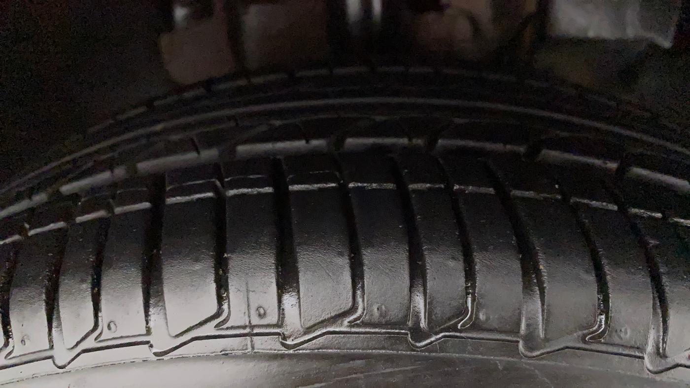 2021 Tata Tiago XZA PLUS DUAL TONE PETROL, Petrol, Automatic, 23,628 km, Right Front Tyre Tread