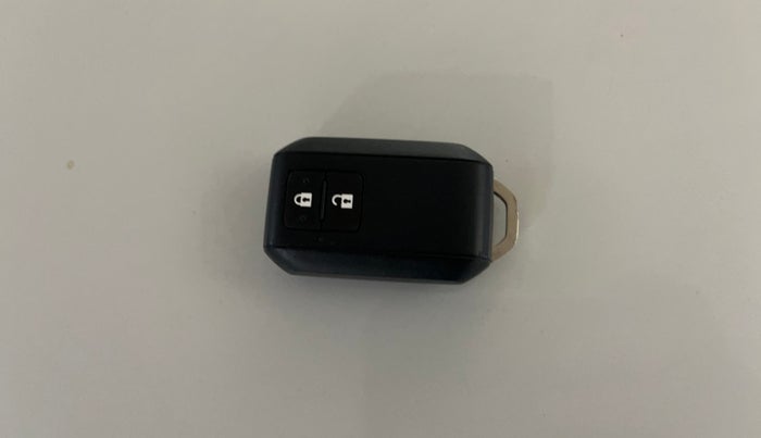 2022 Maruti Baleno ALPHA PETROL 1.2, Petrol, Manual, 27,350 km, Key Close Up