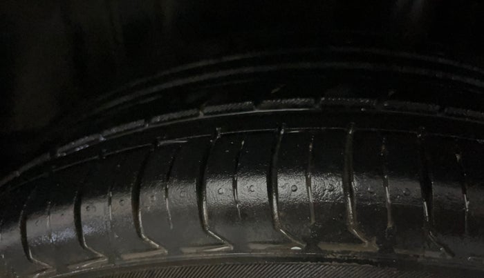 2022 Maruti Baleno ALPHA PETROL 1.2, Petrol, Manual, 27,350 km, Left Rear Tyre Tread