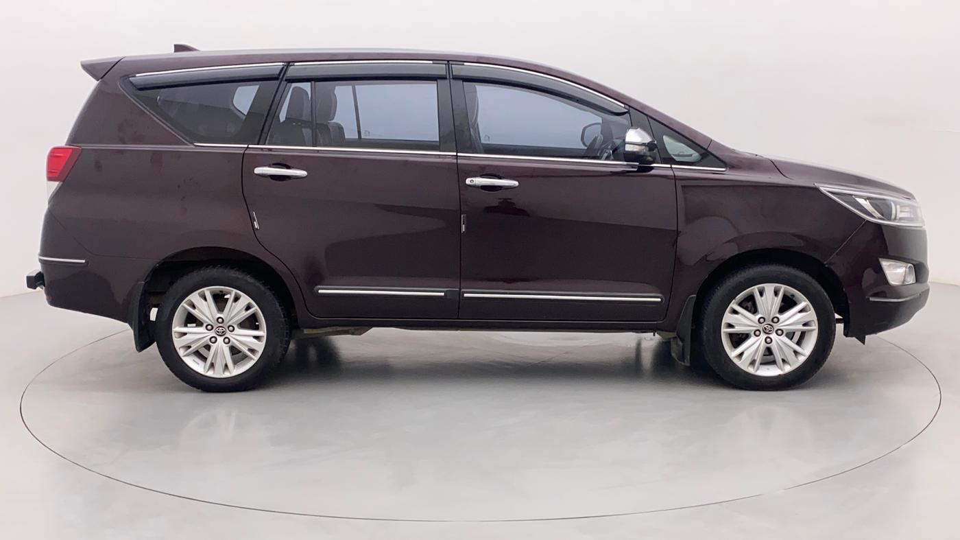 2016 Toyota Innova Crysta 2.4 ZX 7 STR, Diesel, Manual, 53,523 km, Right Side View