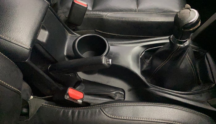 2016 Toyota Innova Crysta 2.4 ZX 7 STR, Diesel, Manual, 53,523 km, Gear Lever