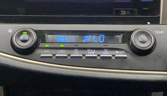 2016 Toyota Innova Crysta 2.4 ZX 7 STR, Diesel, Manual, 53,523 km, Automatic Climate Control