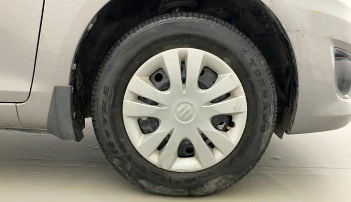 2014 Maruti Swift Dzire VXI, Petrol, Manual, 23,185 km, Right Front Wheel