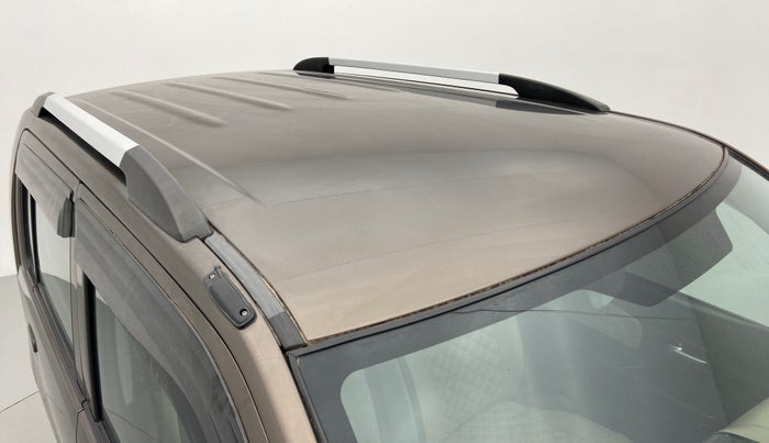 2017 Maruti Wagon R 1.0 VXI, Petrol, Manual, 18,932 km, Roof