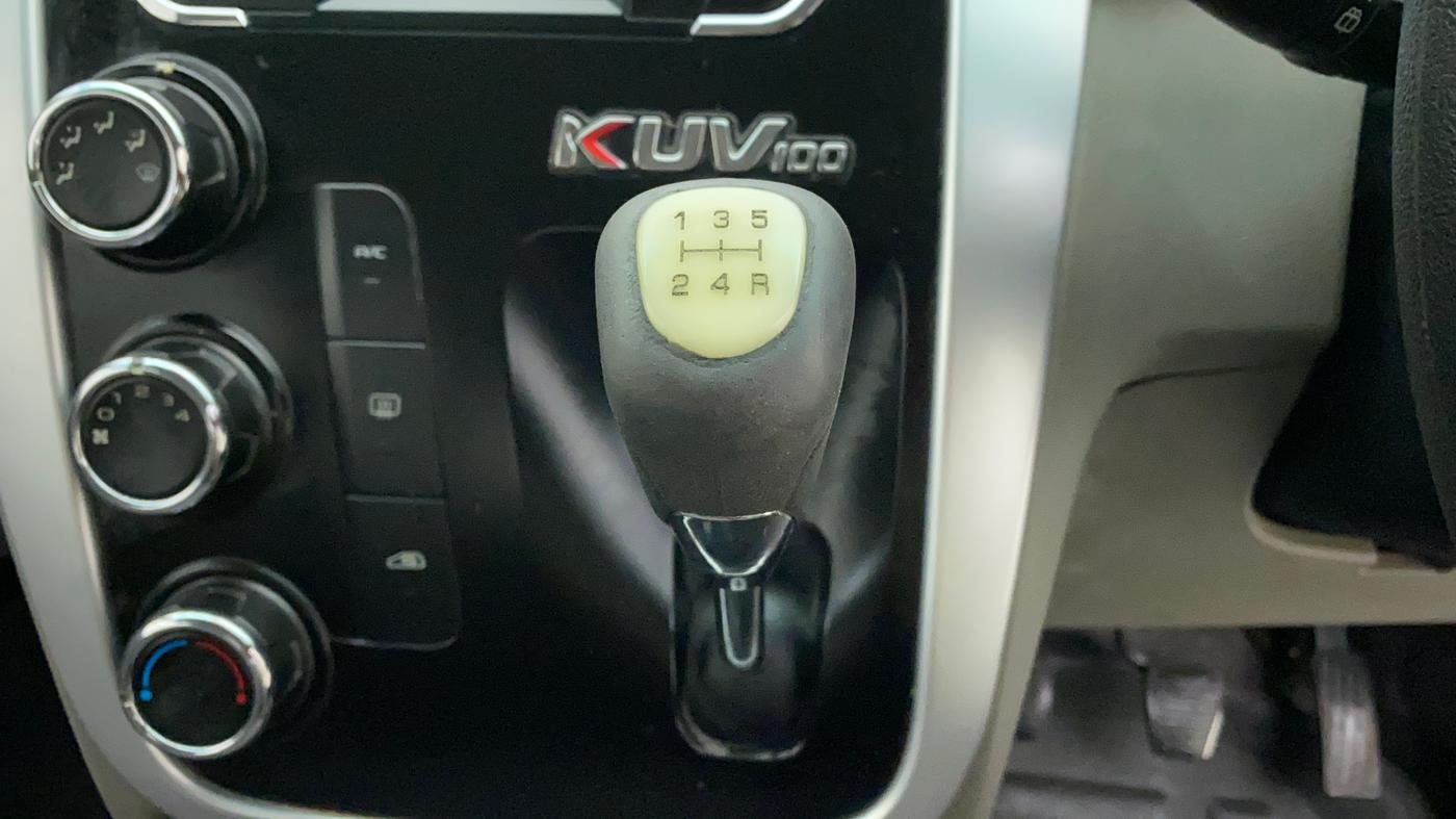 2017 Mahindra Kuv100 K6 6 STR, Petrol, Manual, 46,612 km, Gear Lever
