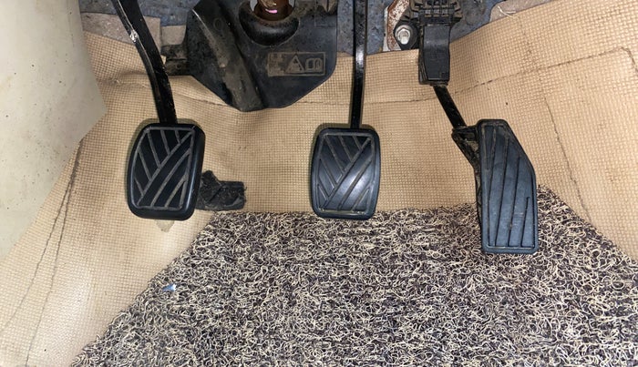 2021 Maruti Dzire VXI, Petrol, Manual, 1,03,849 km, Pedals