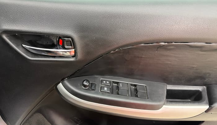 2016 Maruti Baleno ALPHA PETROL 1.2, Petrol, Manual, 49,803 km, Driver Side Door Panels Control