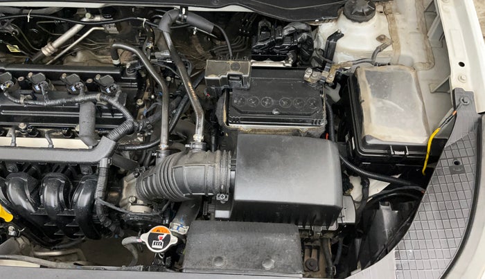 2021 Hyundai VENUE S 1.2, Petrol, Manual, 52,945 km, Engine View - Left